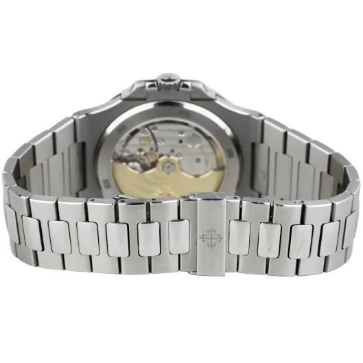 Patek Philippe 5711 Steel Blue Dial (5)